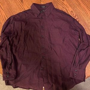 Men’s burgundy Oxford shirt in good condition…